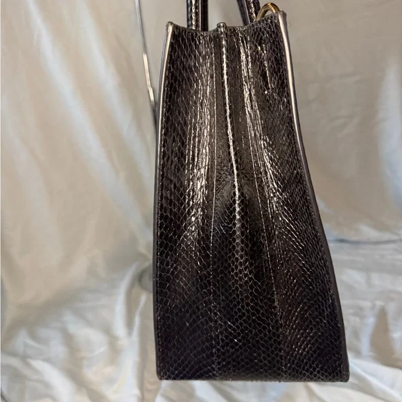 🐍 Michael Kors Genuine Snakeskin Tote – Black (RARE) - Picture 5 of 13